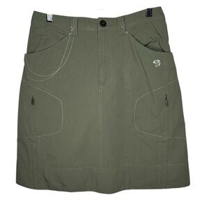 Mountain Hardwear La Strada Ruched Adventure Skirt 6 Khaki Zip Pockets Green